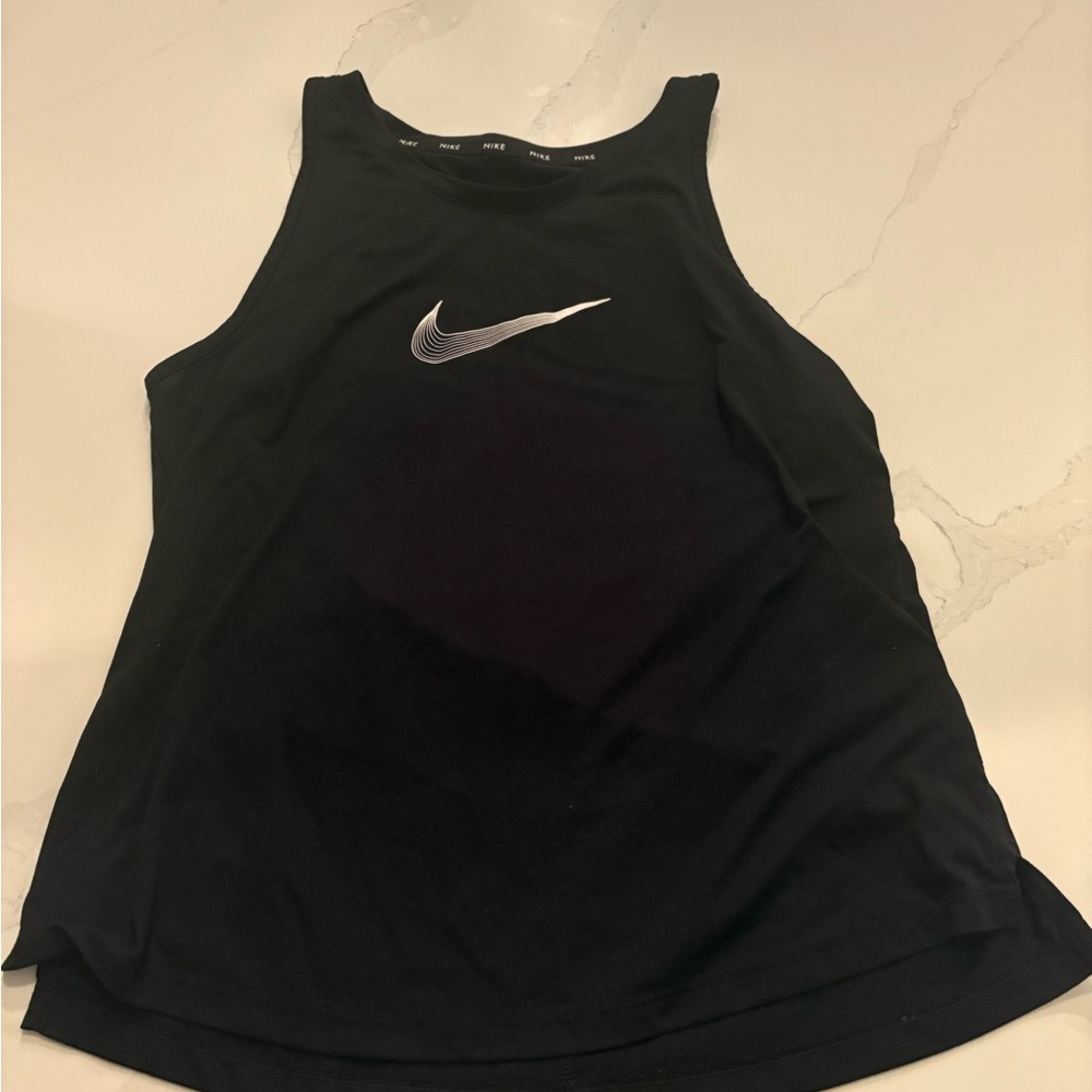 Nike Women's Black Sleeveless Tank